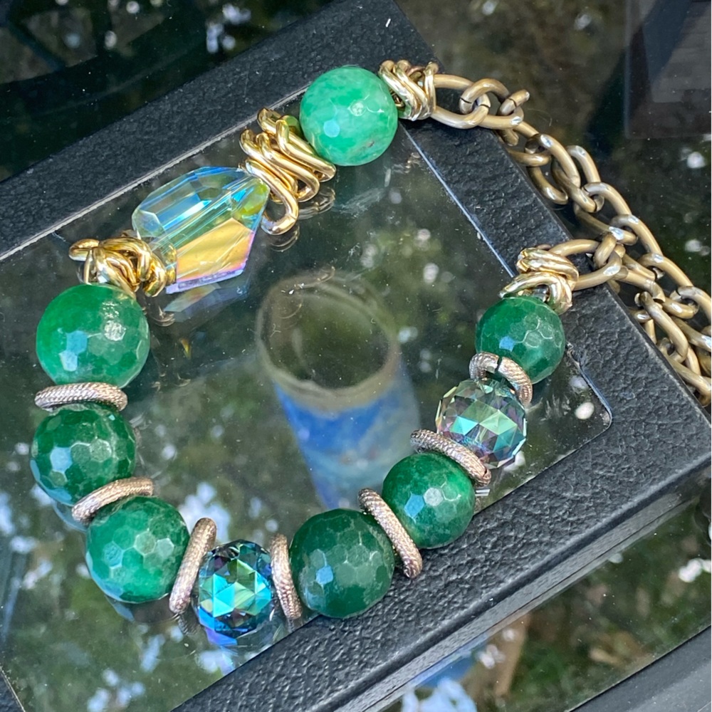 Women’s Vintage Deep Green Gold Beaded Statement Neckless